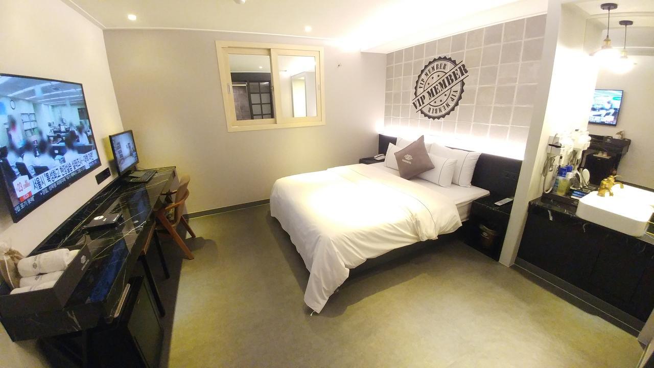 Vovo Hotel Seosan Екстериор снимка